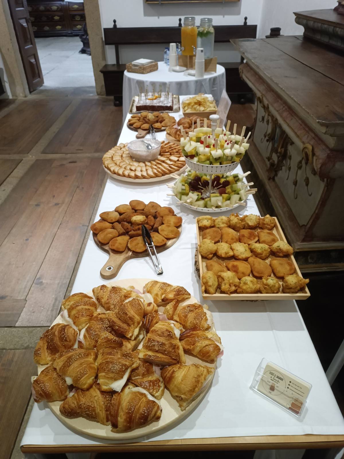 Docesesalgadosdateresinha - Ponte de Lima - Corporate Lunch Catering
