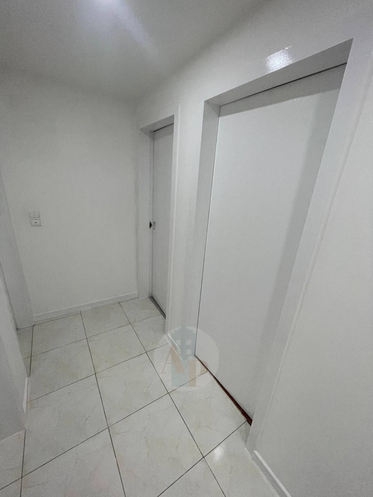 Aurichio Pinturas - Vila Franca de Xira - Paredes, marcos y escaleras