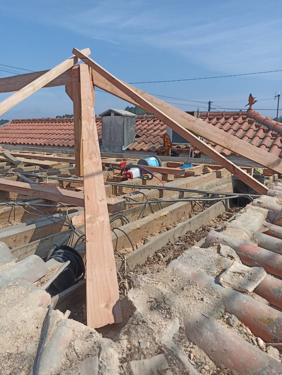 Silvério Monteiro - Estarreja - Concrete Flooring Installation