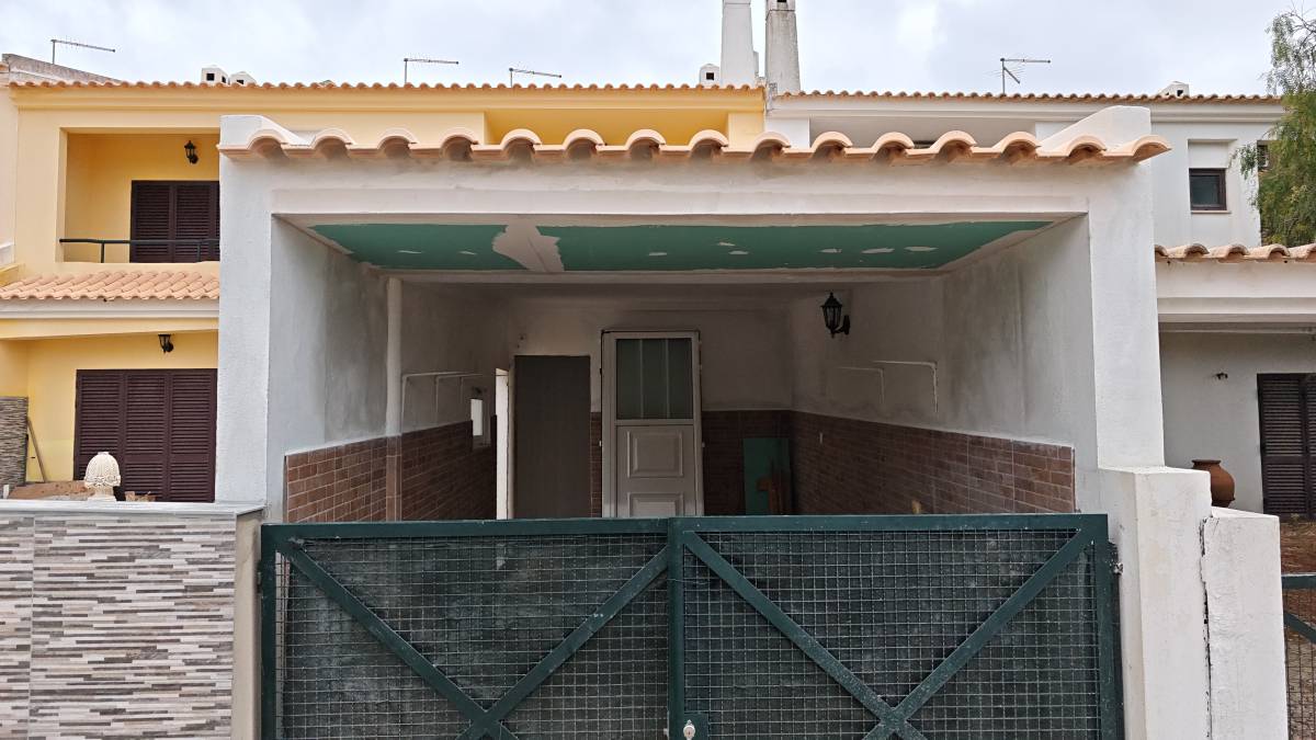 Souza Andrade construções e remodelações - Albufeira - Instalación, reparación o eliminación de revestimientos