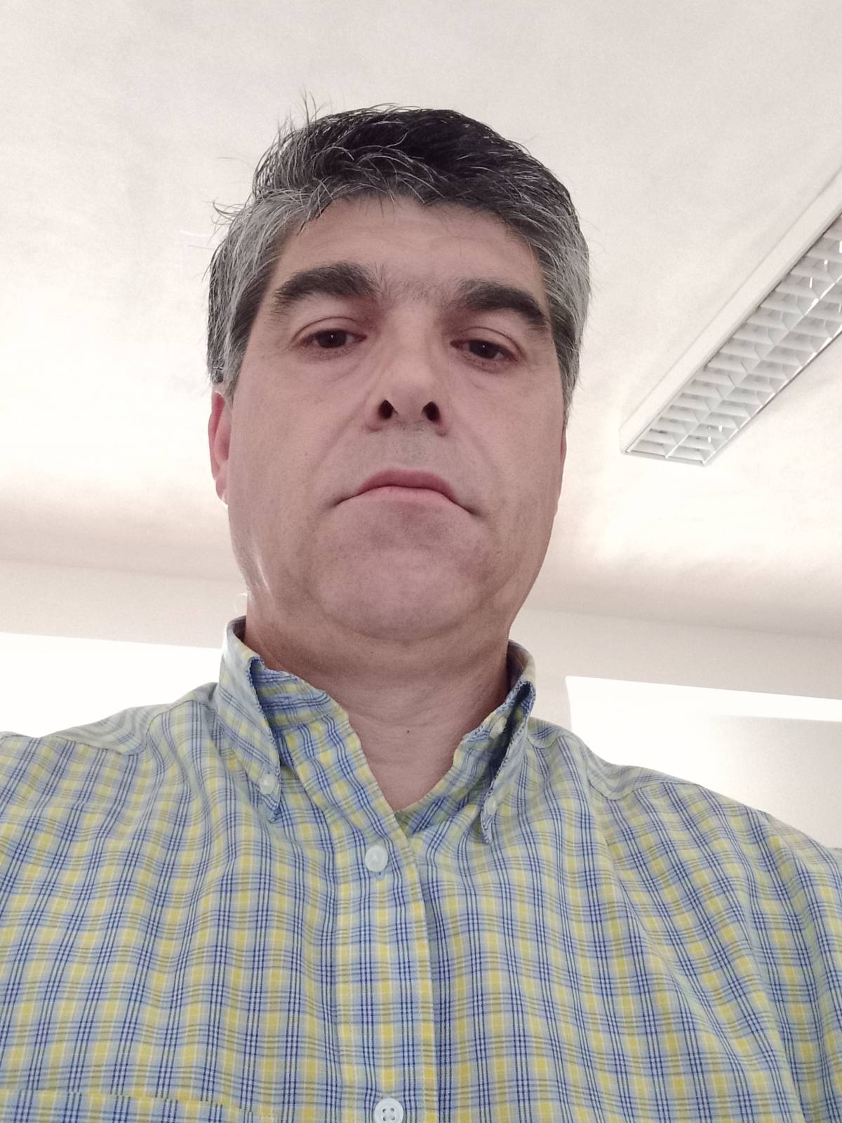 Jorge Mota - Santa Maria da Feira - Instalação de Tubos de Canalização
