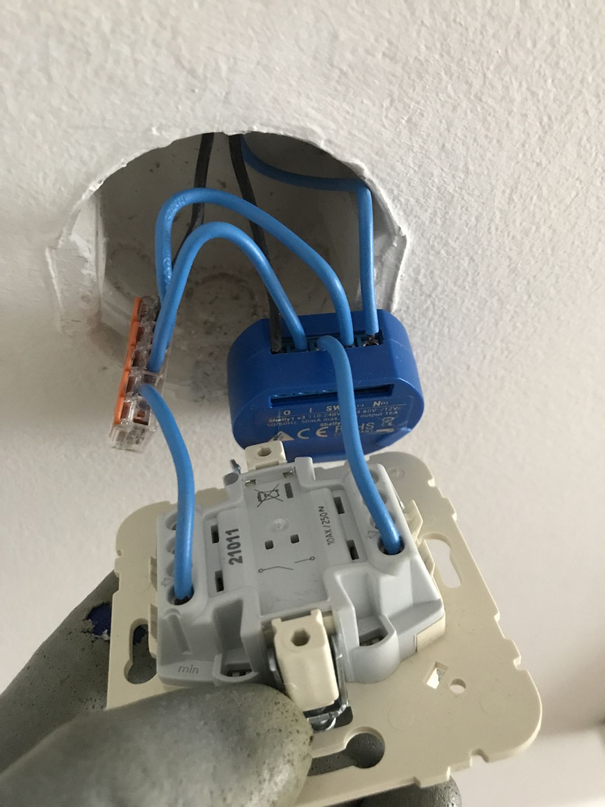 eletrica - O seu eletricista residencial - Loures - Reparação de Interruptores e Tomadas