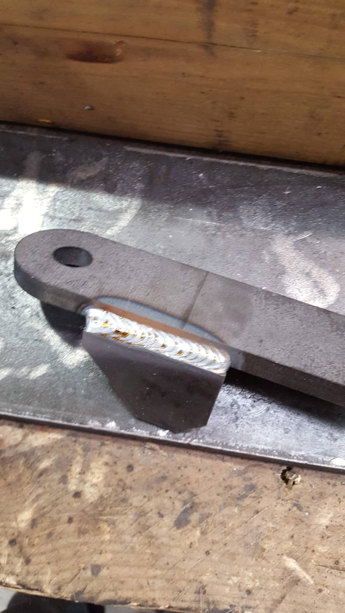 Migtrix MetalWorks - Maia - Réparation de porte de garage