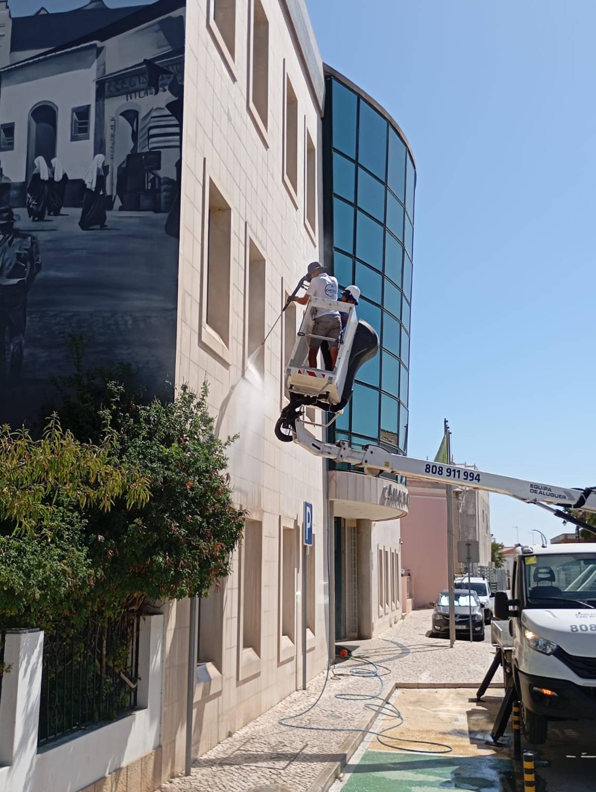 Dener Dionor Windows Cleaning - Lagoa - Commercial Cleaning