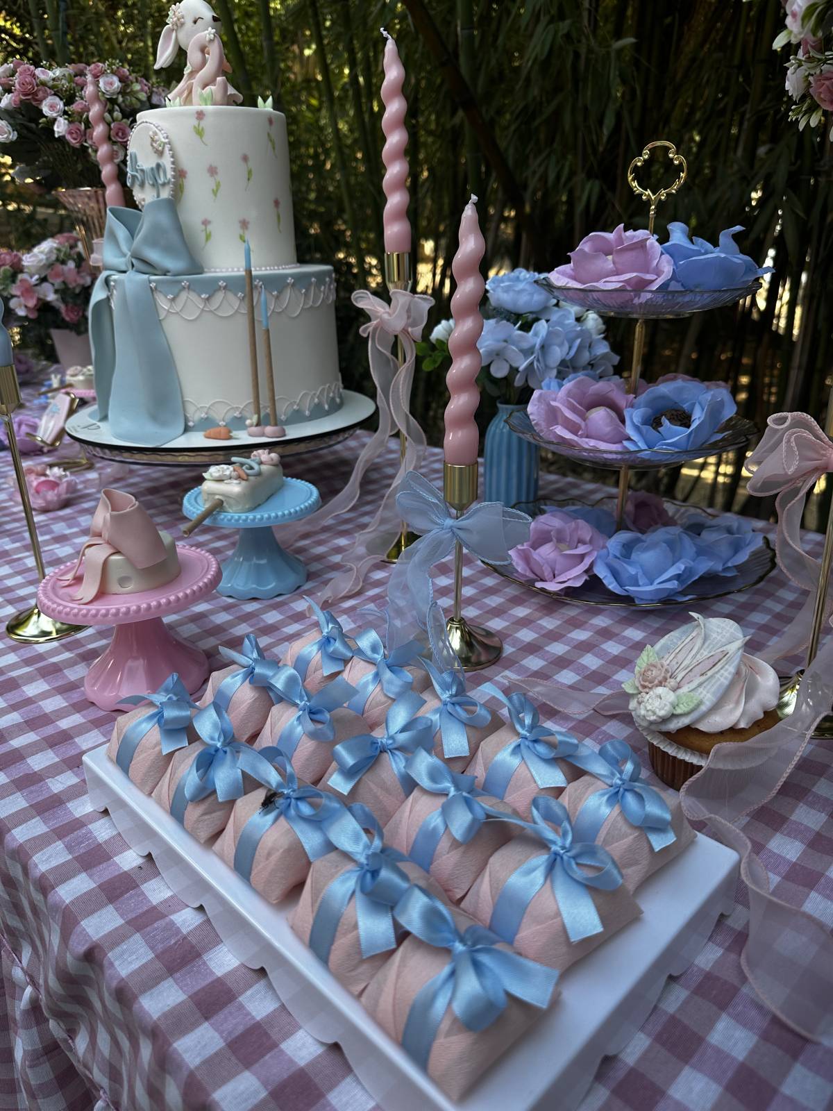 Voilà Party Design - Penacova - Convites e Lembranças