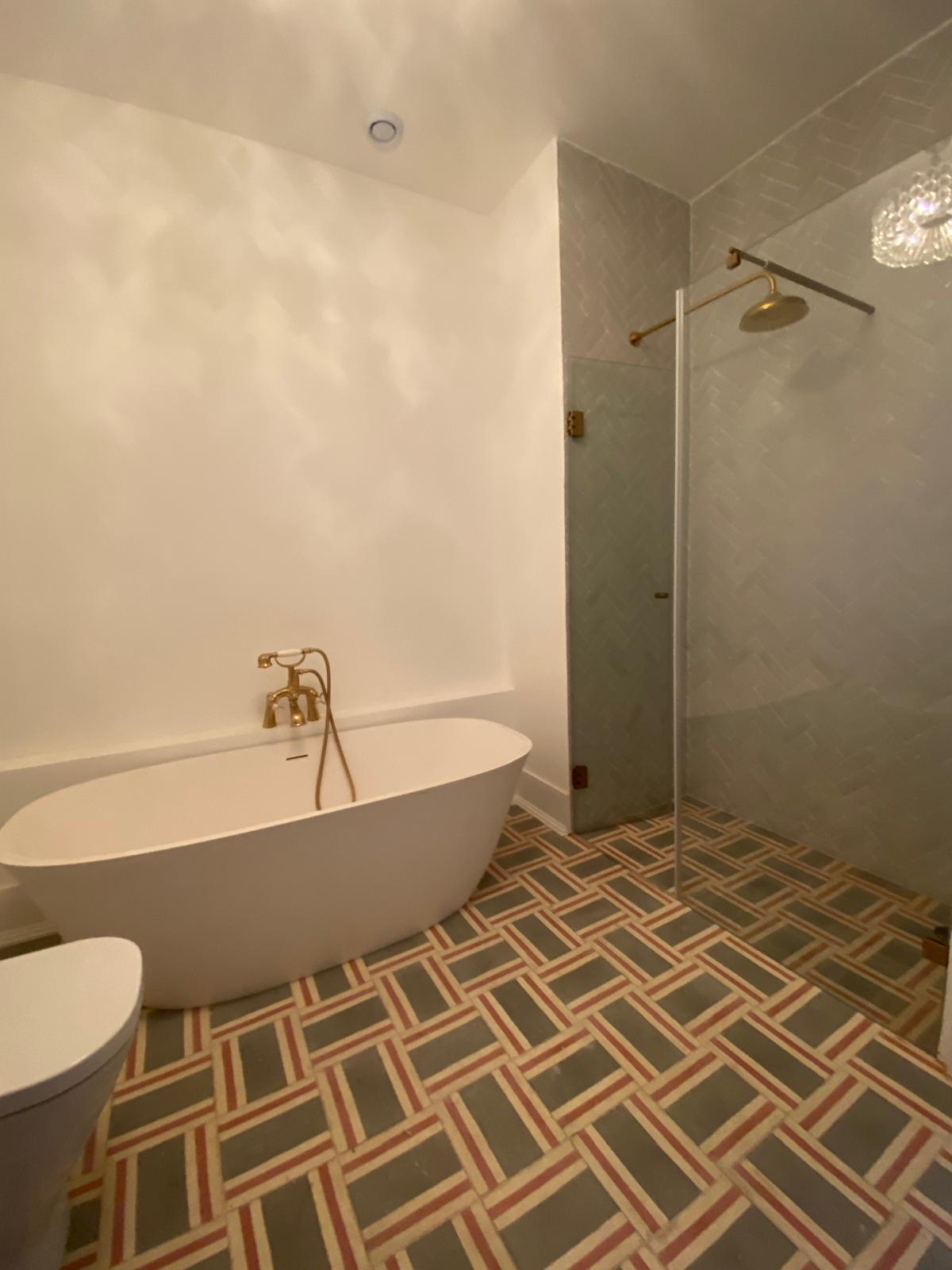 CONSTANTES E PERFEITOS, UNIPESSOAL,LDA - Alcobaça - Asbestsanierung