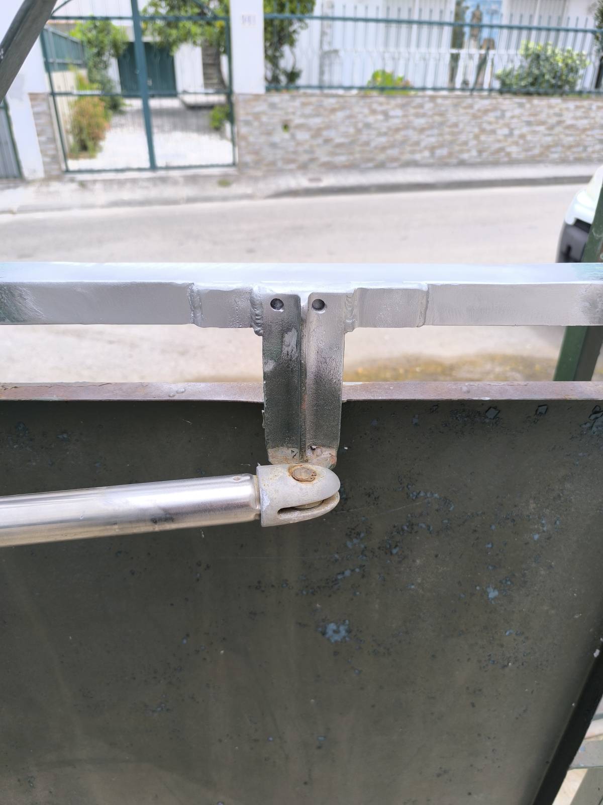 AfSilva Serviços - Seixal - Türreparatur