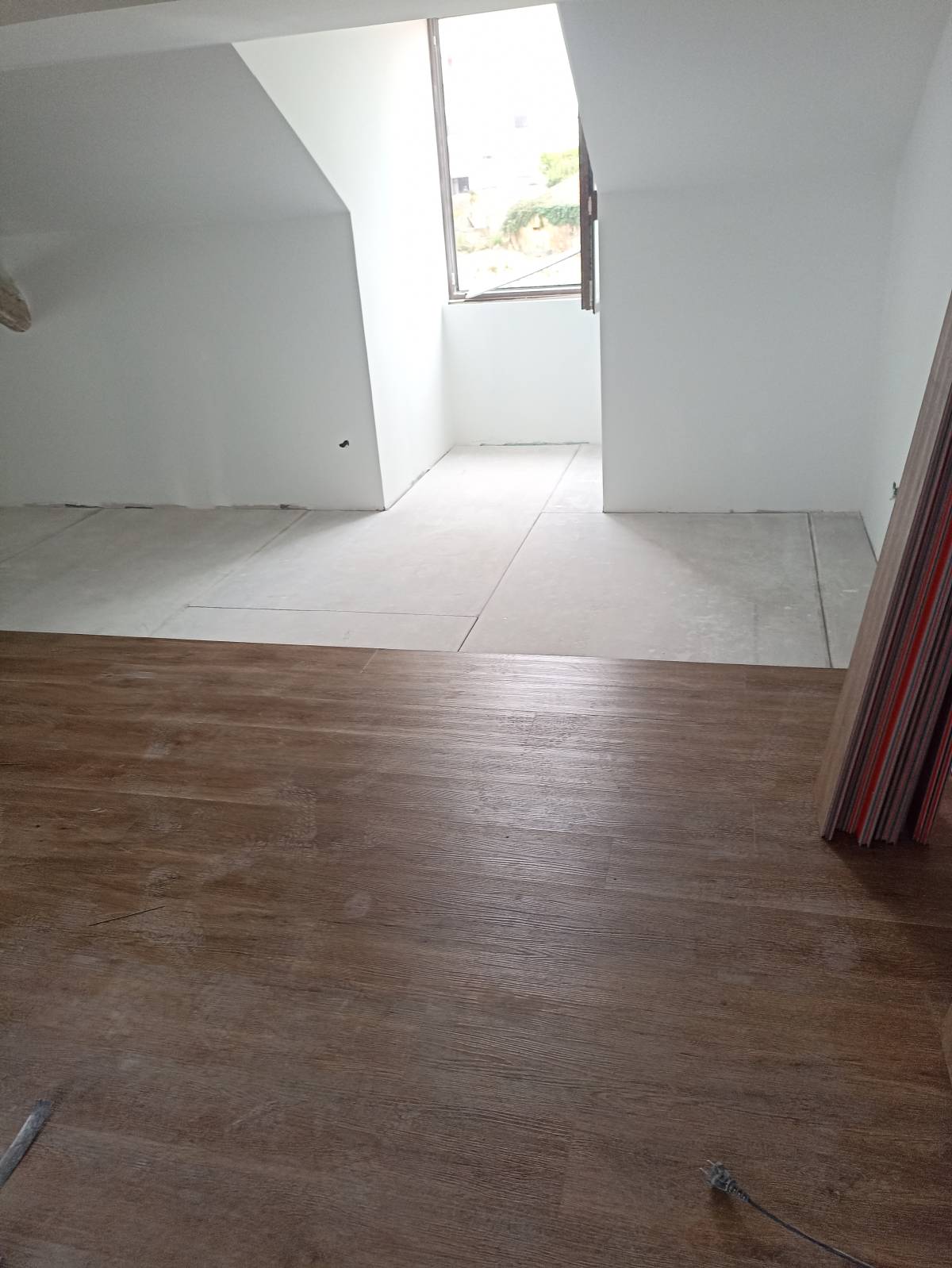 Silvério Monteiro - Estarreja - Siding Installation, Repair, or Removal