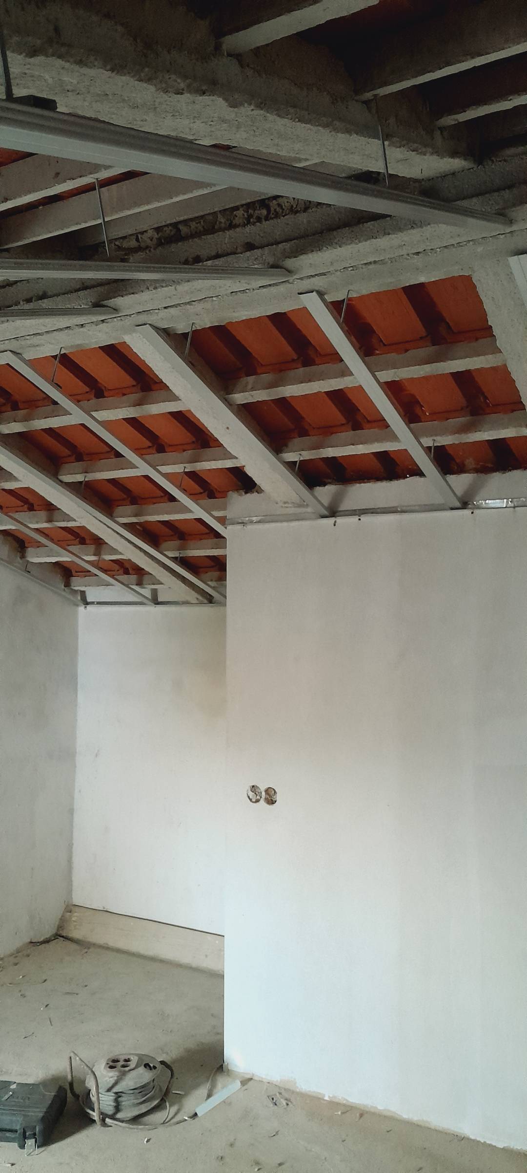 Hurjui dragos - Mafra - Reparação de Corrimão