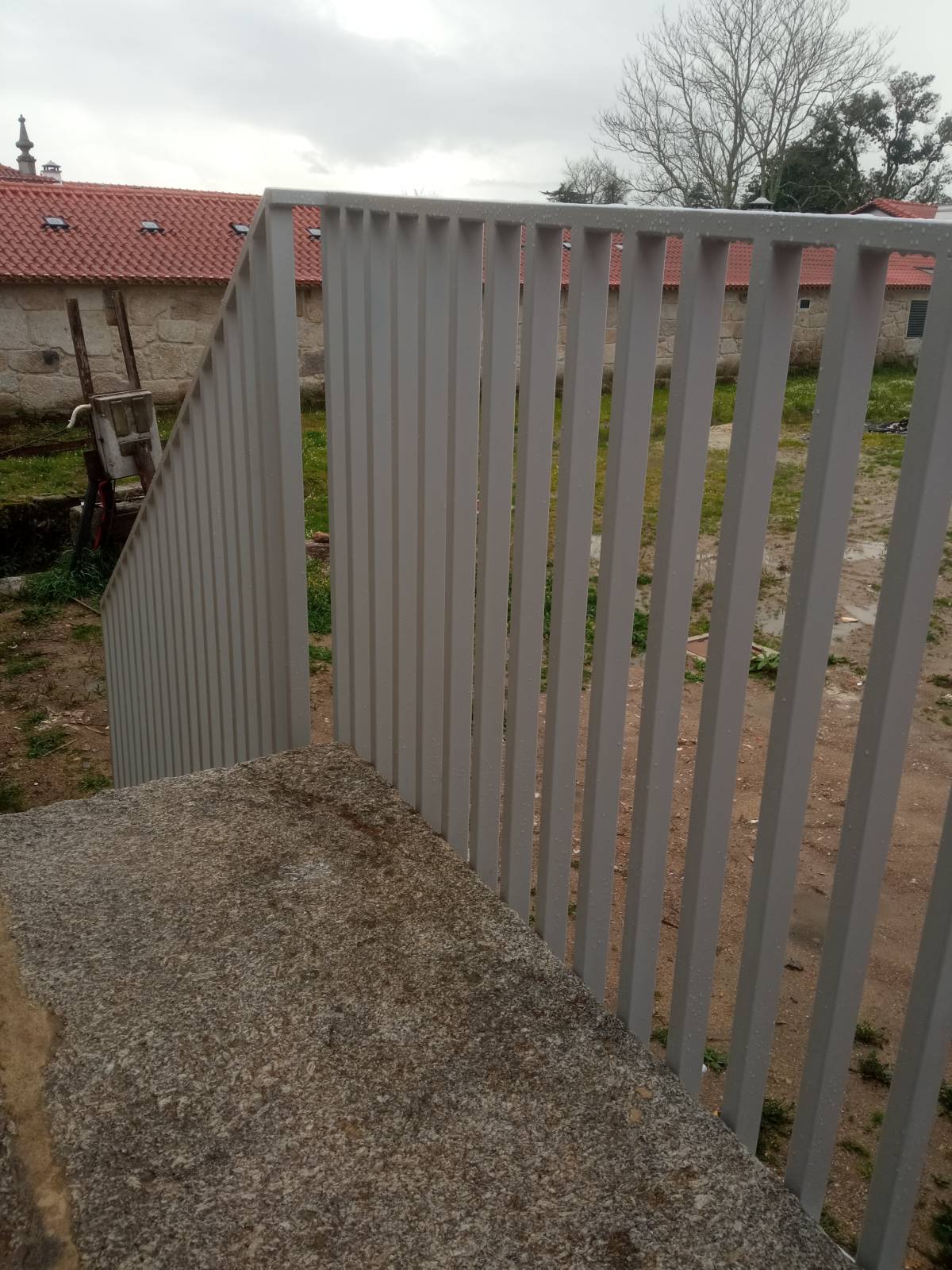 FerroEAL - Arganil - Reparatur des Garagentors