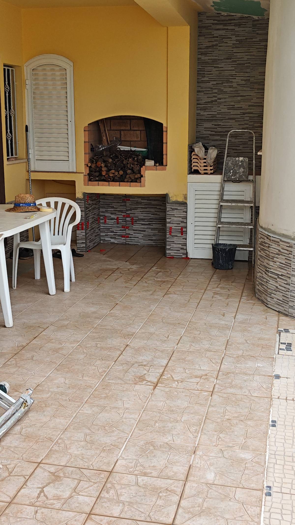 Souza Andrade construções e remodelações - Albufeira - Reparación de suelos de vinilo o linóleo o reemplazo parcial