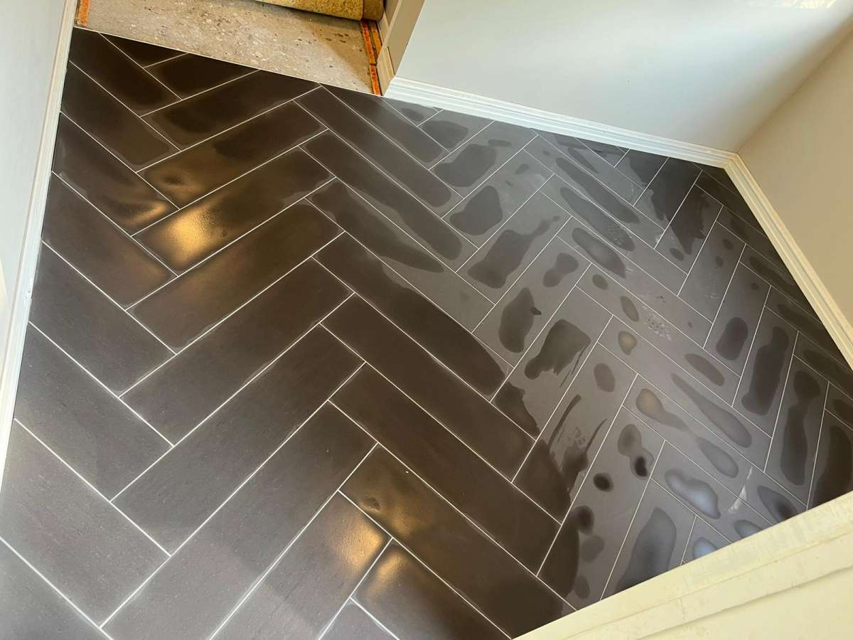 João Vieira - Maia - Bathroom Tiling