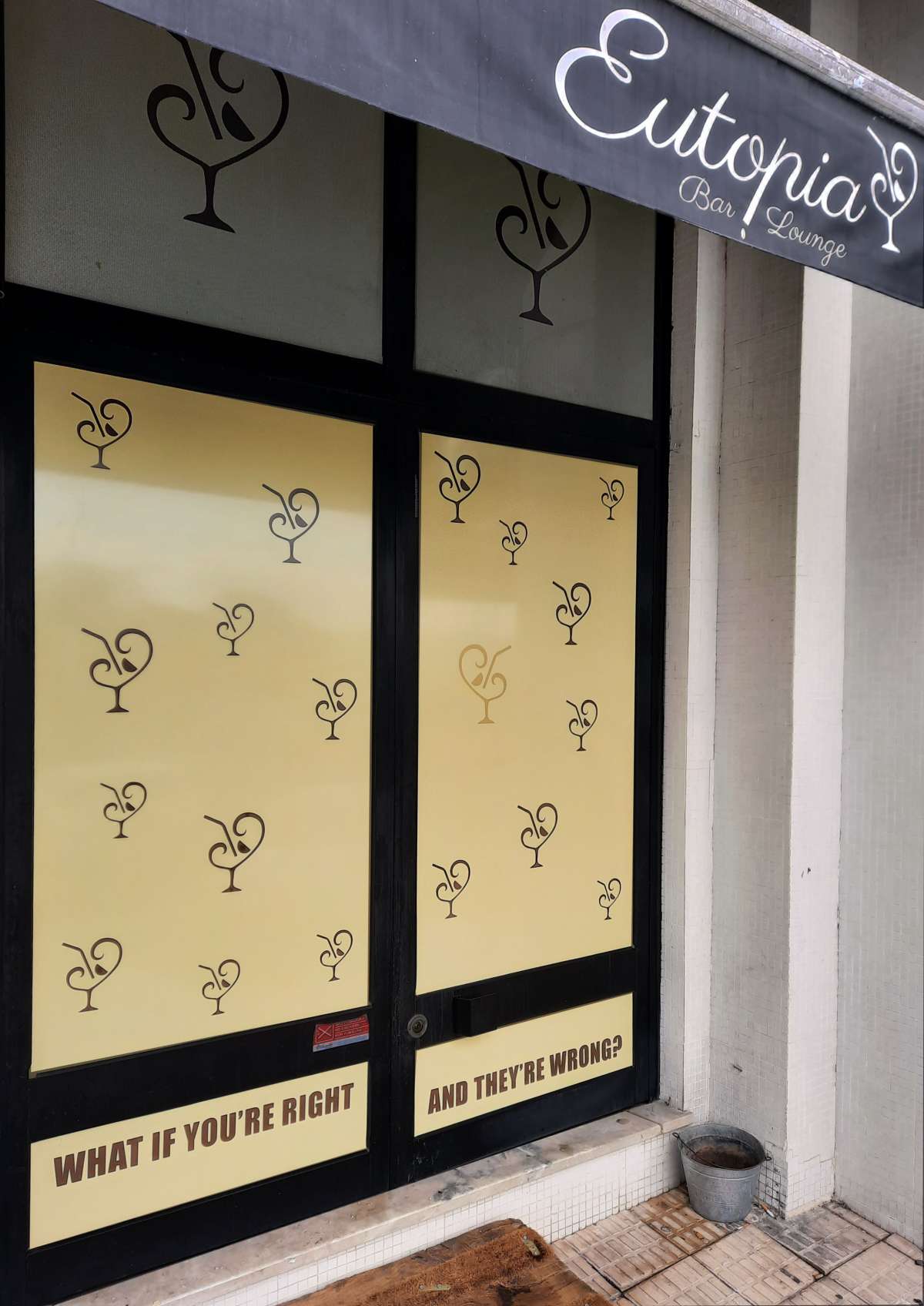 Velovinil - Vila Nova de Famalicão - Design de Logotipos