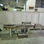 Cozinhas/Roupeiros e todo o tipo de mobiliário por medida - Paredes - Reparação de Porta de Madeira