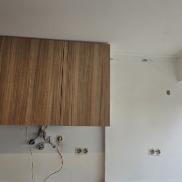 Cleber - Mafra - Pool Table Assembly