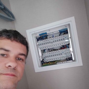 Eletrimatica Serviços - Aloísio Torezani Ribeiro - Pombal - Instalação e Reparação de Câmaras de Vigilância