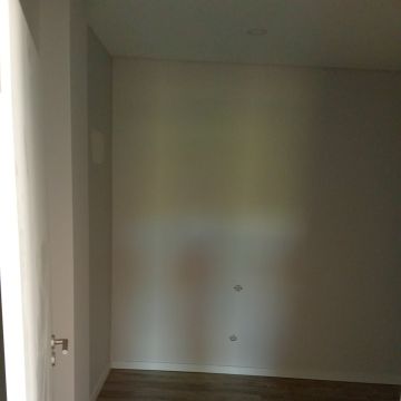 Hurjui dragos - Mafra - Reparação e Texturização de Paredes de Pladur