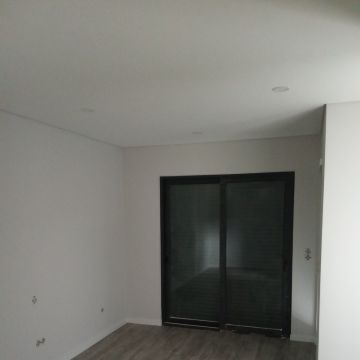 Hurjui dragos - Mafra - Pintura Exterior