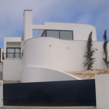 CONSTANTES E PERFEITOS, UNIPESSOAL,LDA - Alcobaça - Zimmerrenovierung