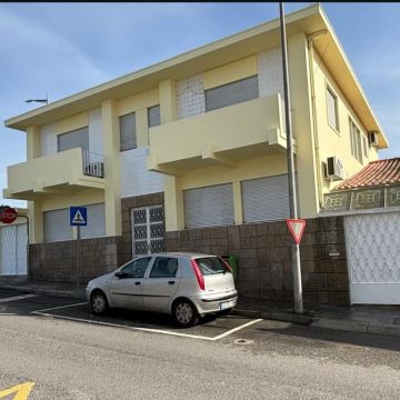 Souza - Póvoa de Varzim - Roof Cleaning