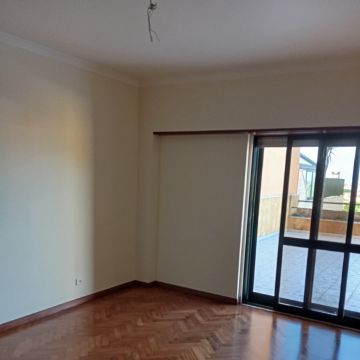 Crispinturas - Vila Franca de Xira - Instalação de Escadas