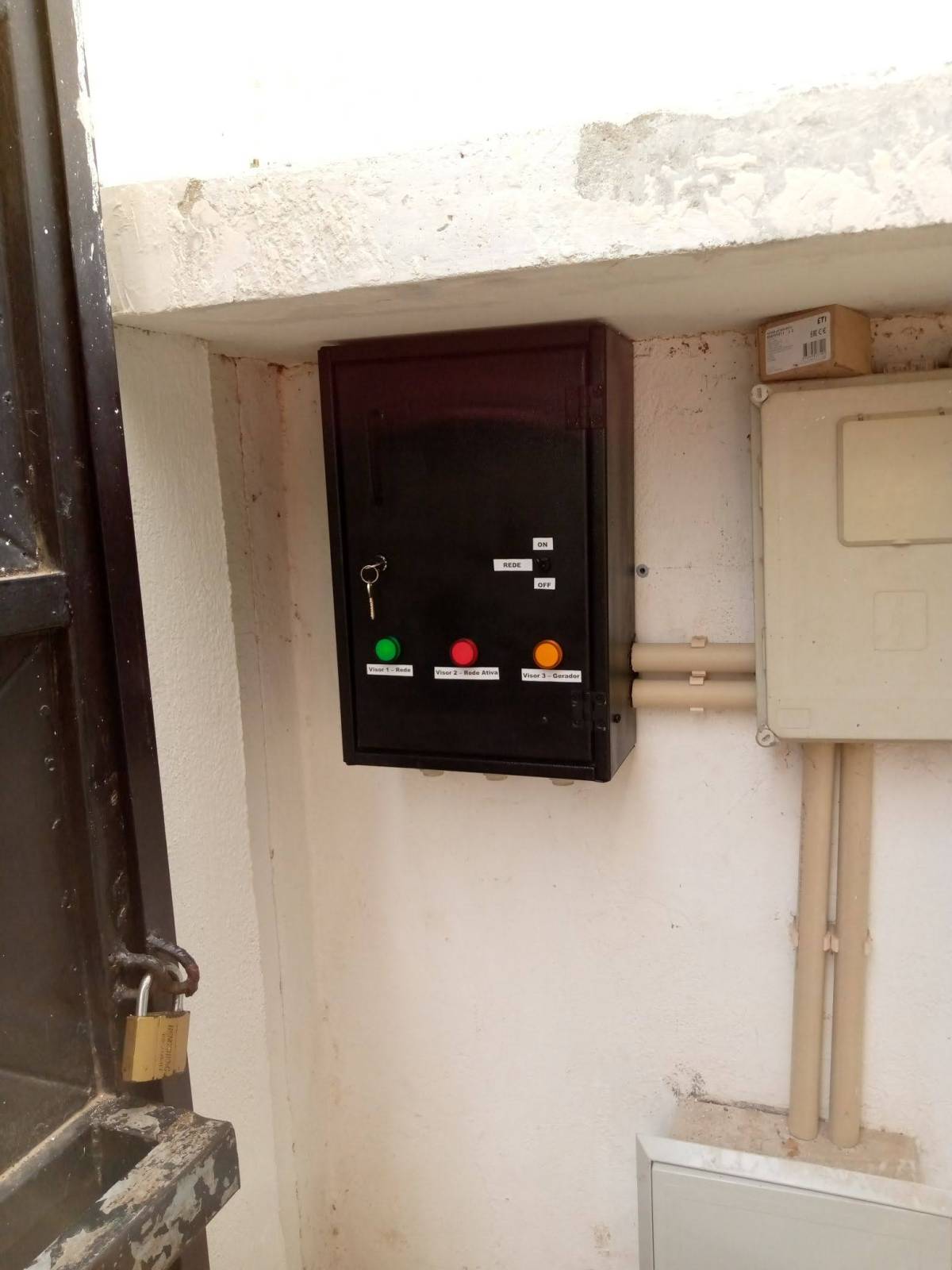 Ozires - Amadora - Wiring