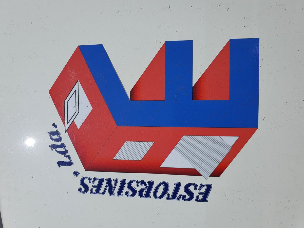 ESTORSINES UNIPESSOAL LDA - Sines - Garage Door Repair