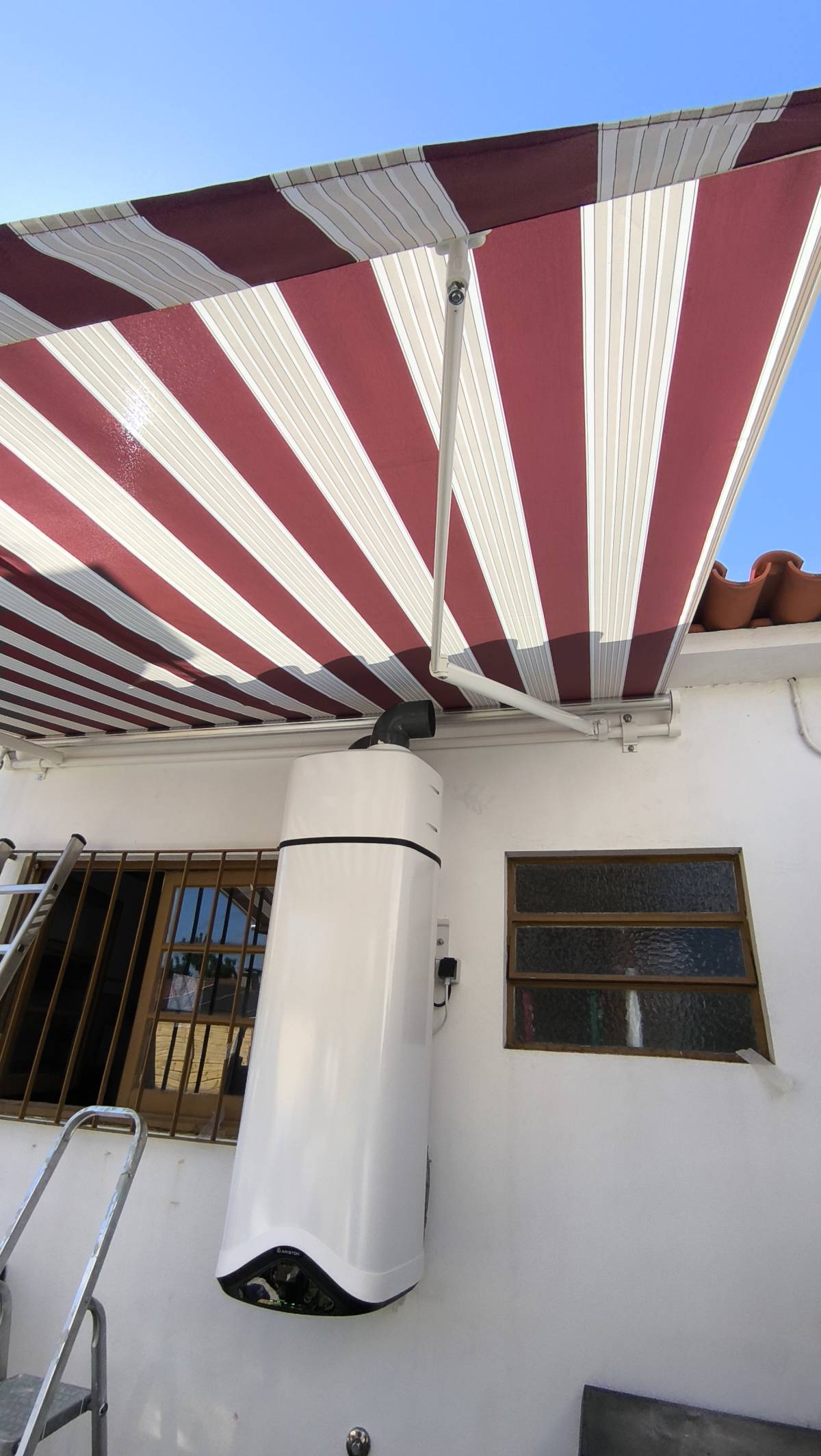 Premiair Portugal - Vila Nova de Gaia - Instalación de calentadores de agua