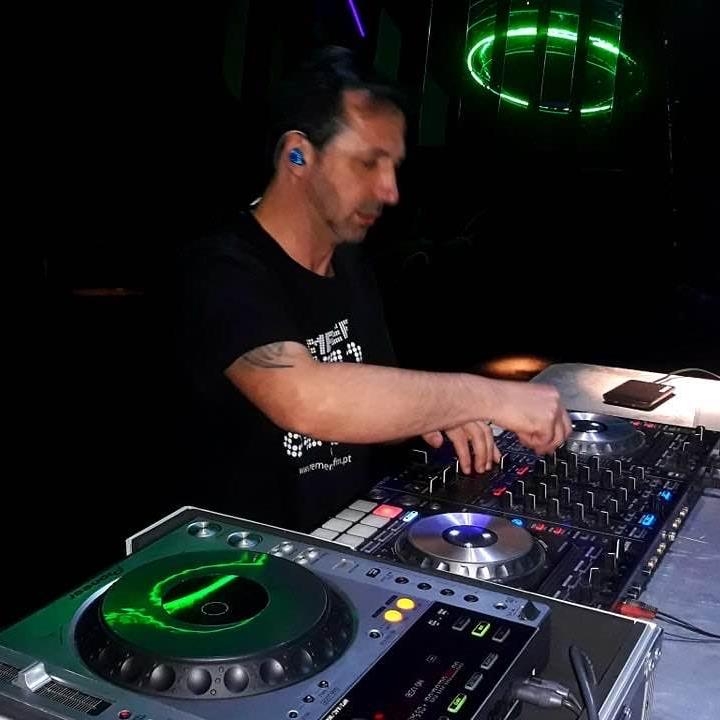 DJ NunoX - Seixal - DJ para Festas e Eventos