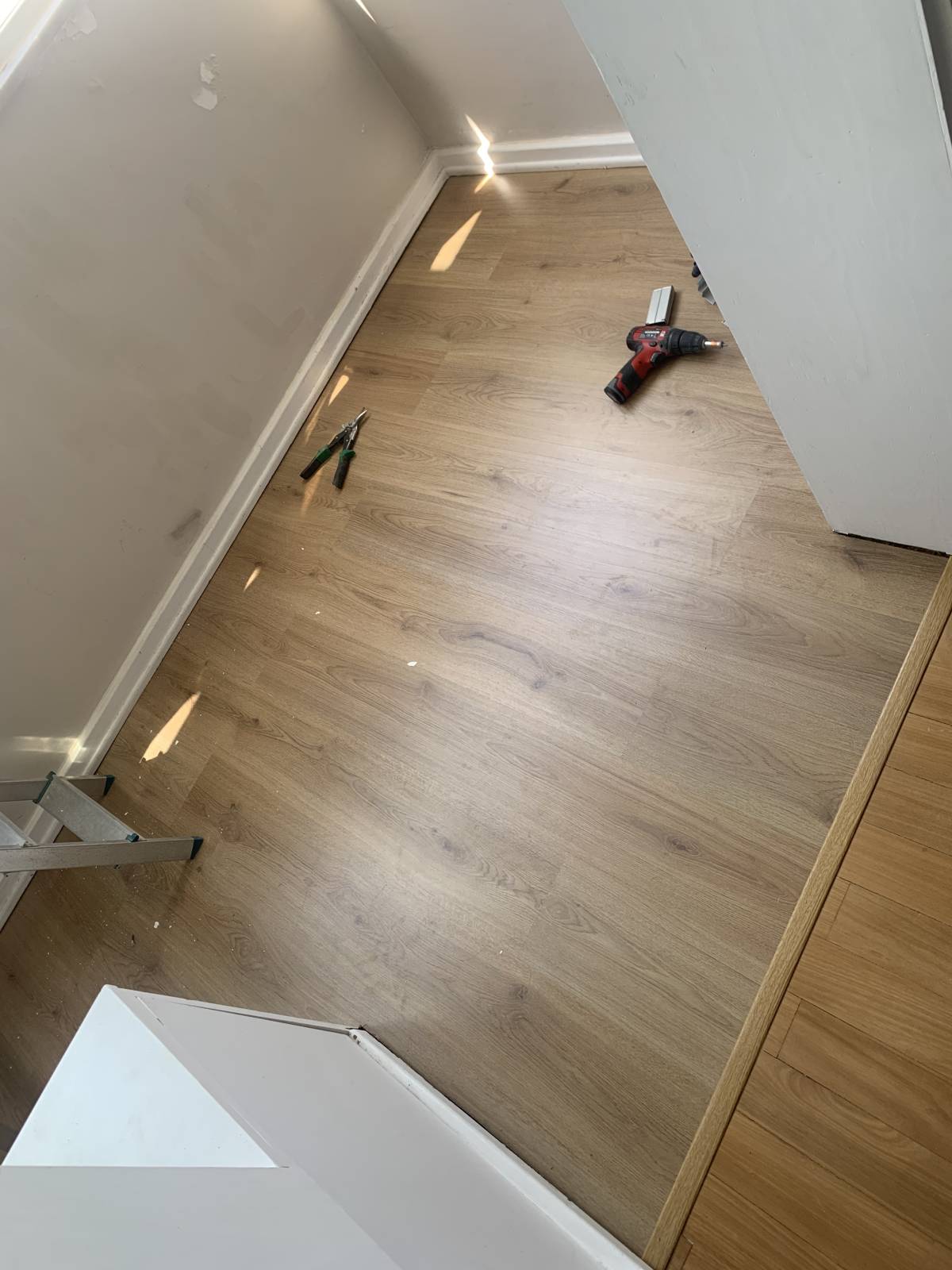 Sr. Martins - Seixal - Vinyl or Linoleum Repair or Partial Replacement