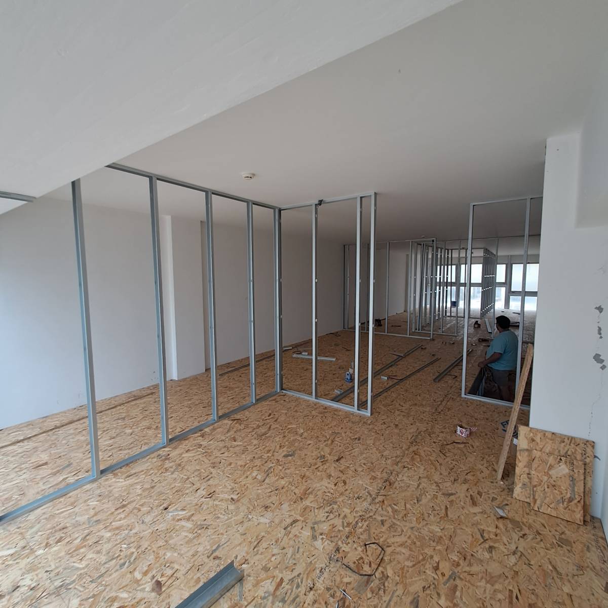 Estevam construções - Figueira da Foz - Stone or Tile Flooring Installation