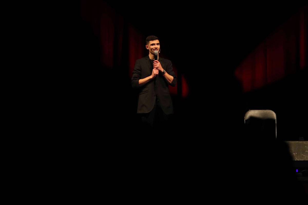 Mágico Mialves - Silves - Magician
