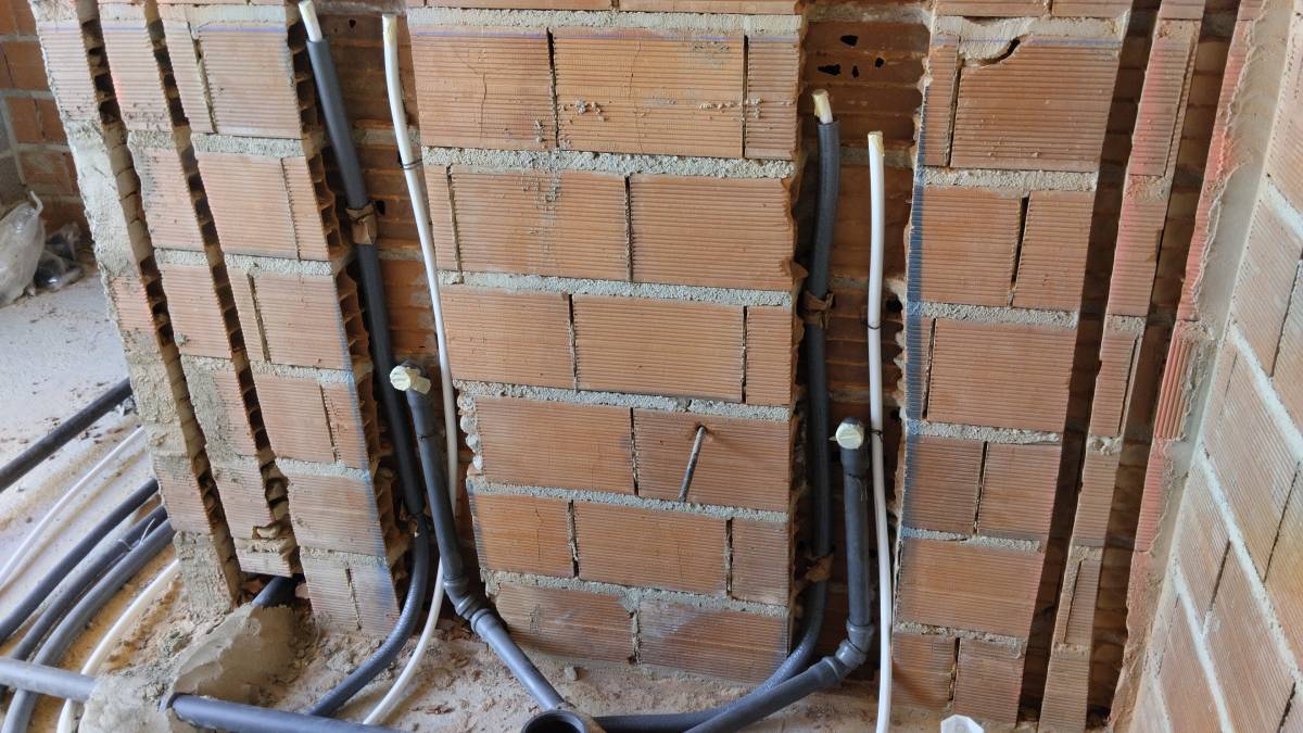 Jó Francisco/ JF canalização prestação de serviços - Albufeira - Abwassersystem installieren