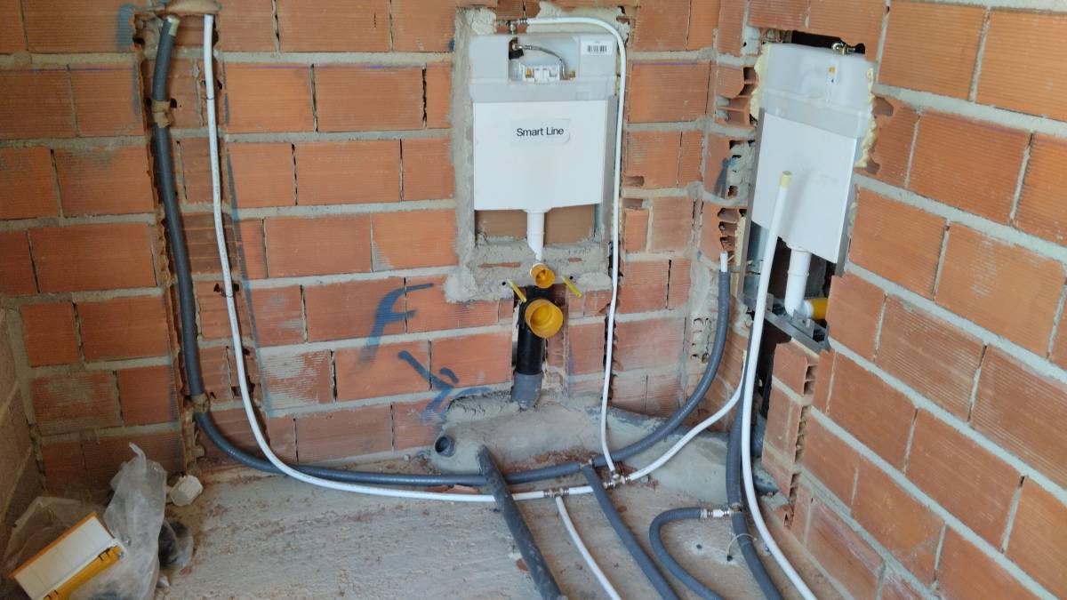 Jó Francisco/ JF canalização prestação de serviços - Albufeira - Toilettenreparatur