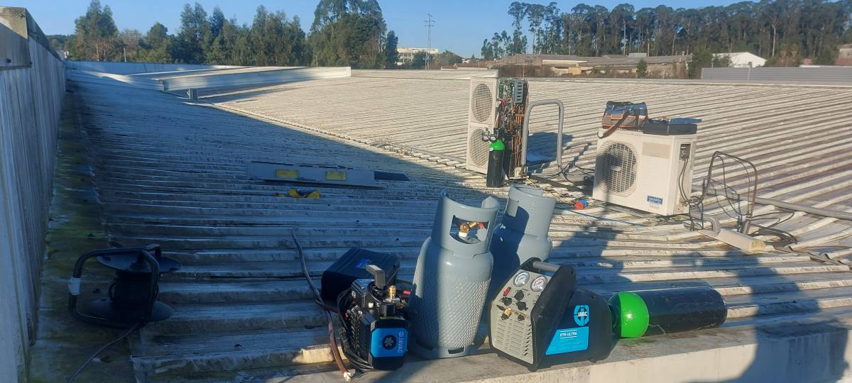 Premiair Portugal - Vila Nova de Gaia - Instalación de calentadores de agua