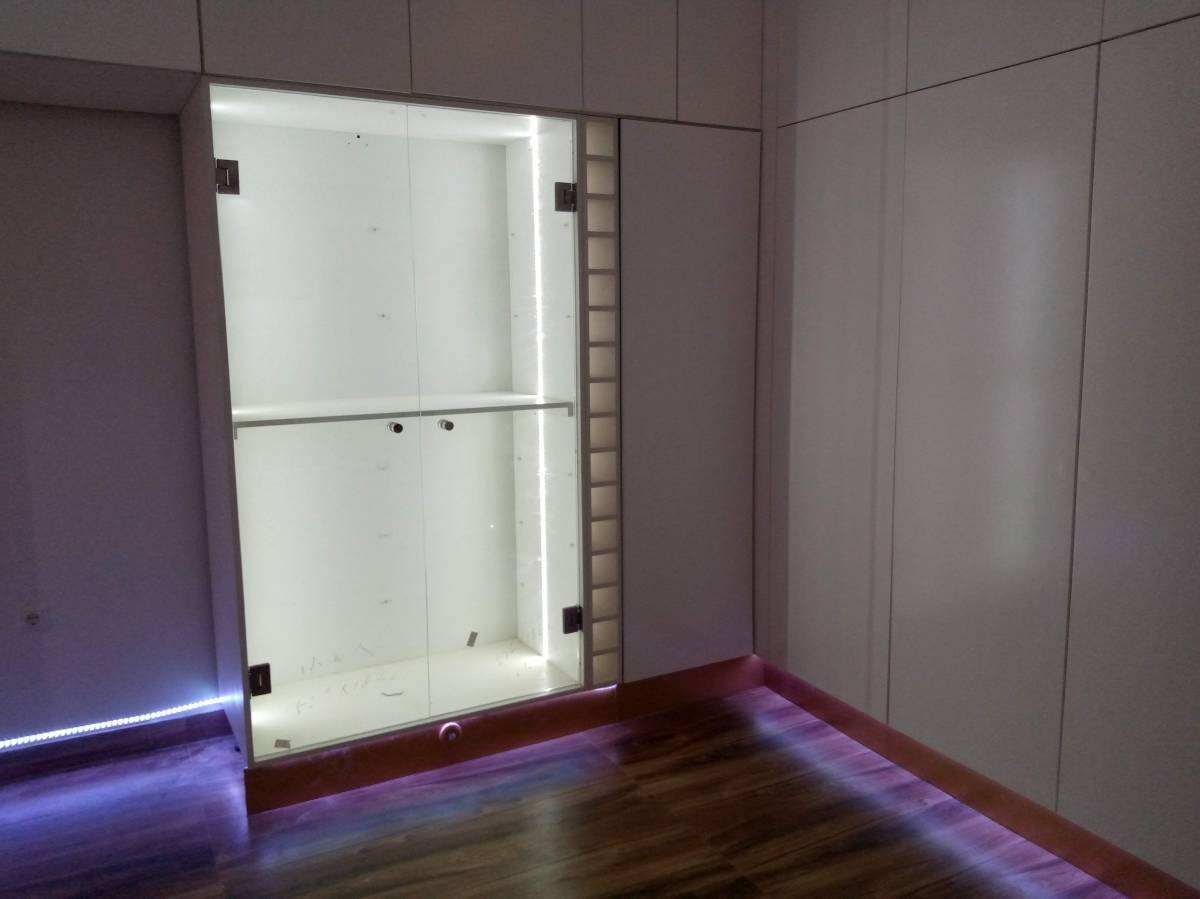 Ozires - Amadora - Switch and Outlet Repair