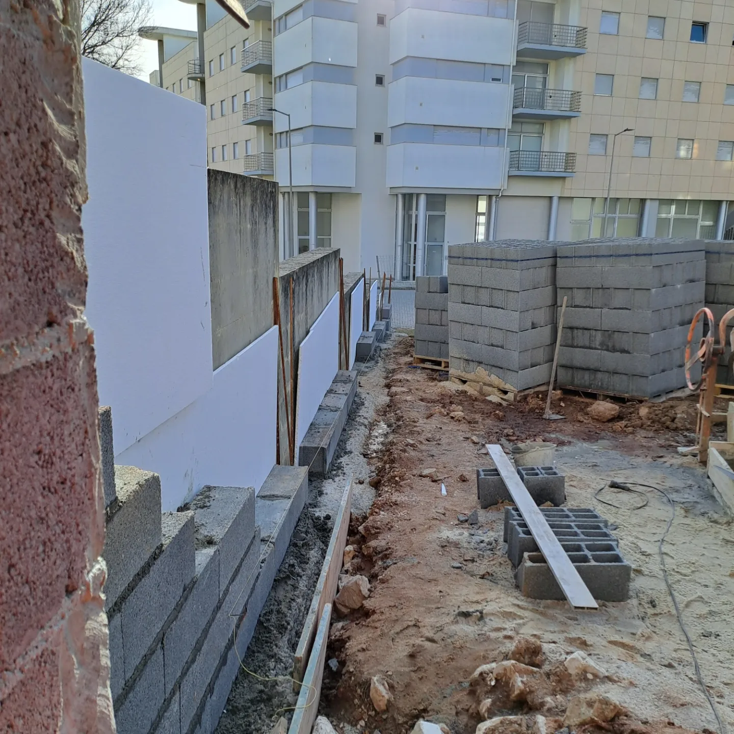 Estevam construções - Figueira da Foz - Asbestos Removal