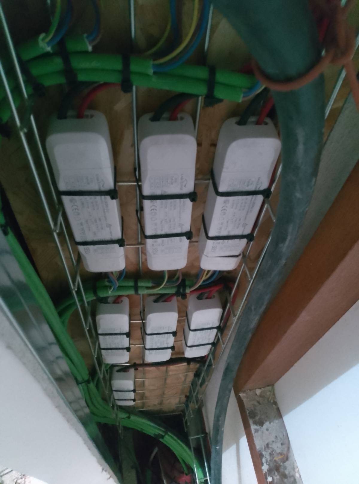 Ozires - Amadora - Generator Installation
