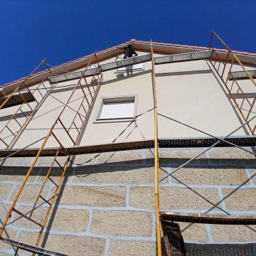 Faz tudo do Larouco - Montalegre - Instalação de Alcatifa