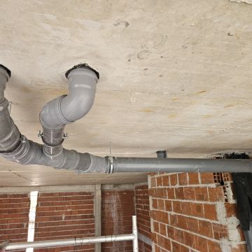 Jó Francisco/ JF canalização prestação de serviços - Albufeira - Toilette installieren