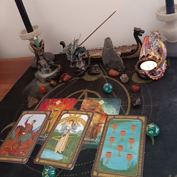 Lua a Tarologa - Peniche - Tarot Card Reading