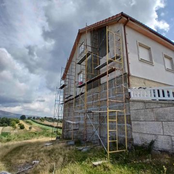 Faz tudo do Larouco - Montalegre - Instalação ou Substituição de Calhas