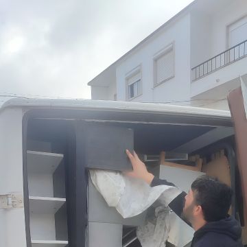 Elvis transportes - Vila Franca de Xira - Chauffeur