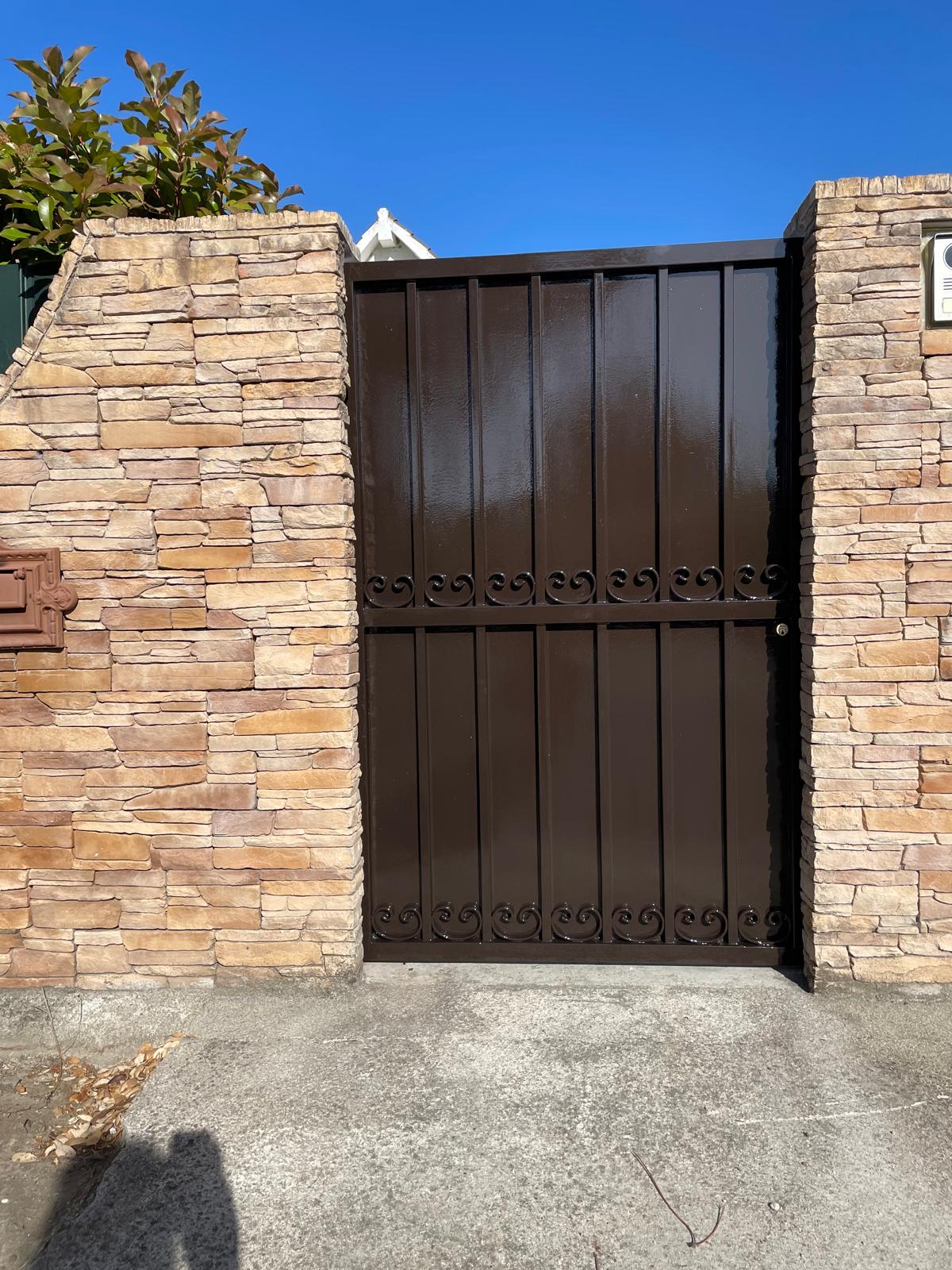 Serralharia Nova - Castelo Branco - Reparação de Portão de Garagem