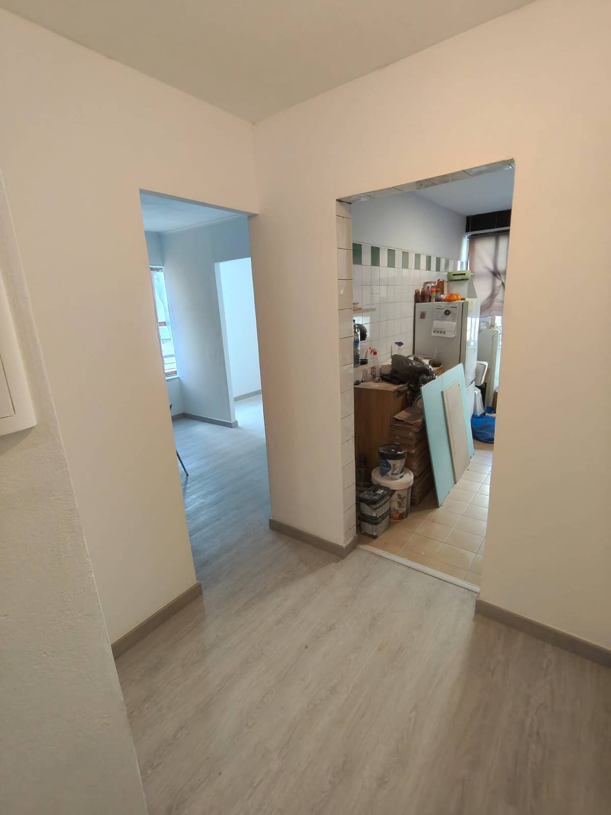 Obralyx remodelações - Lisboa - Instalação de Bancada de Cozinha