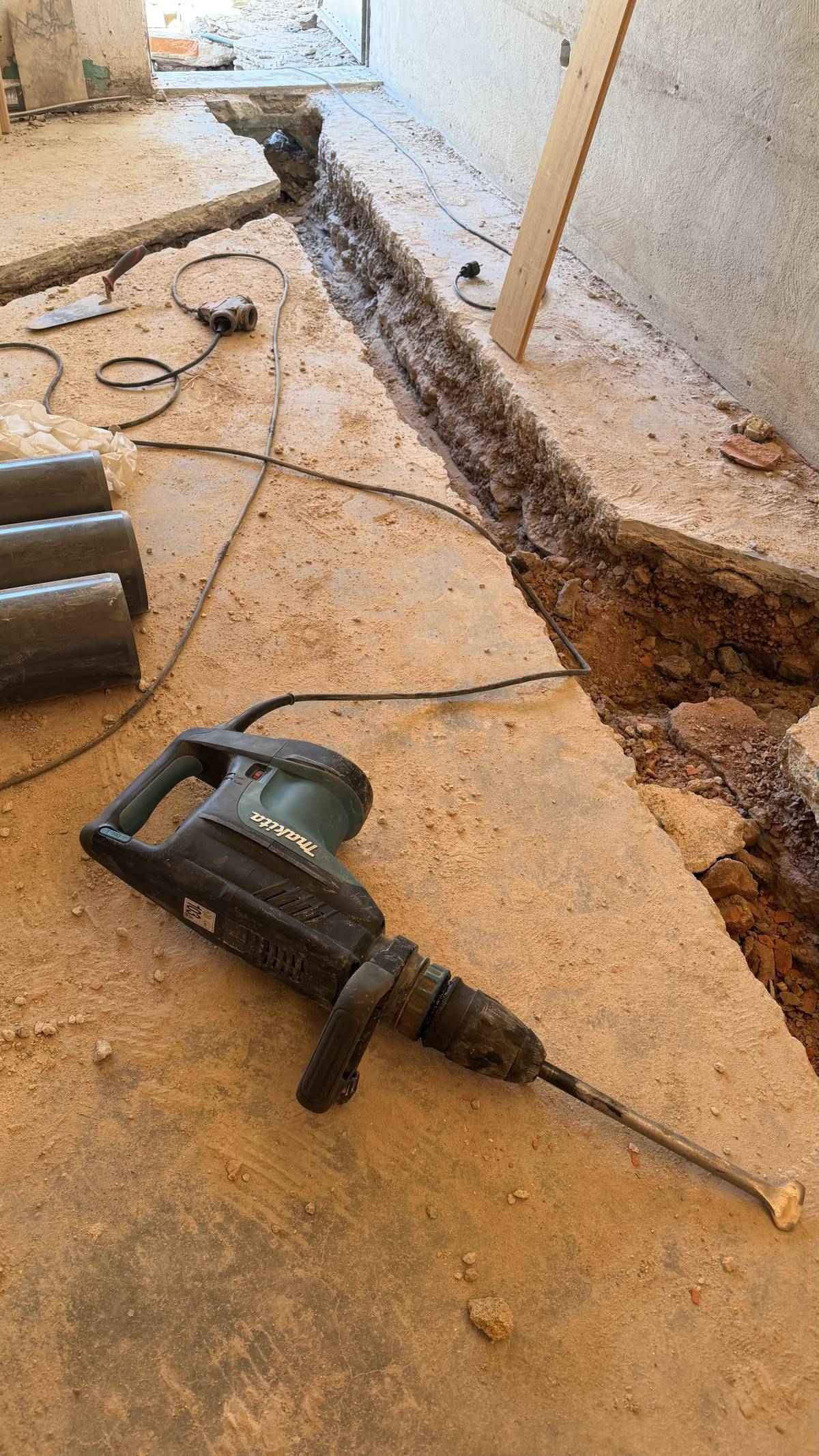 Handyman Construction Group - Cascais - Instalação de Pavimento em Pedra ou Ladrilho