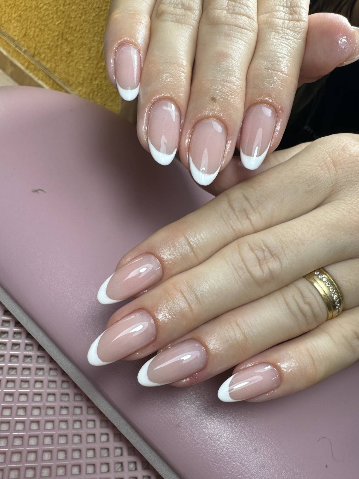 Caroline Nascimento - Cascais - Manicure and pedicure