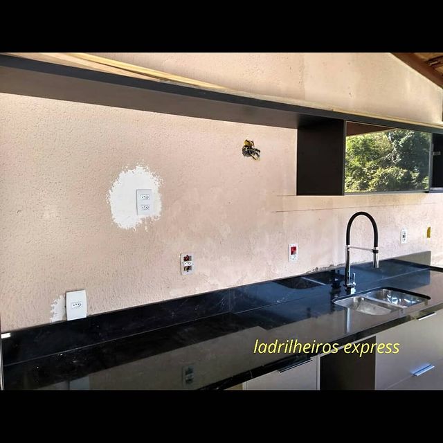 Fino Trato Remodelações - Amadora - Dachreinigung