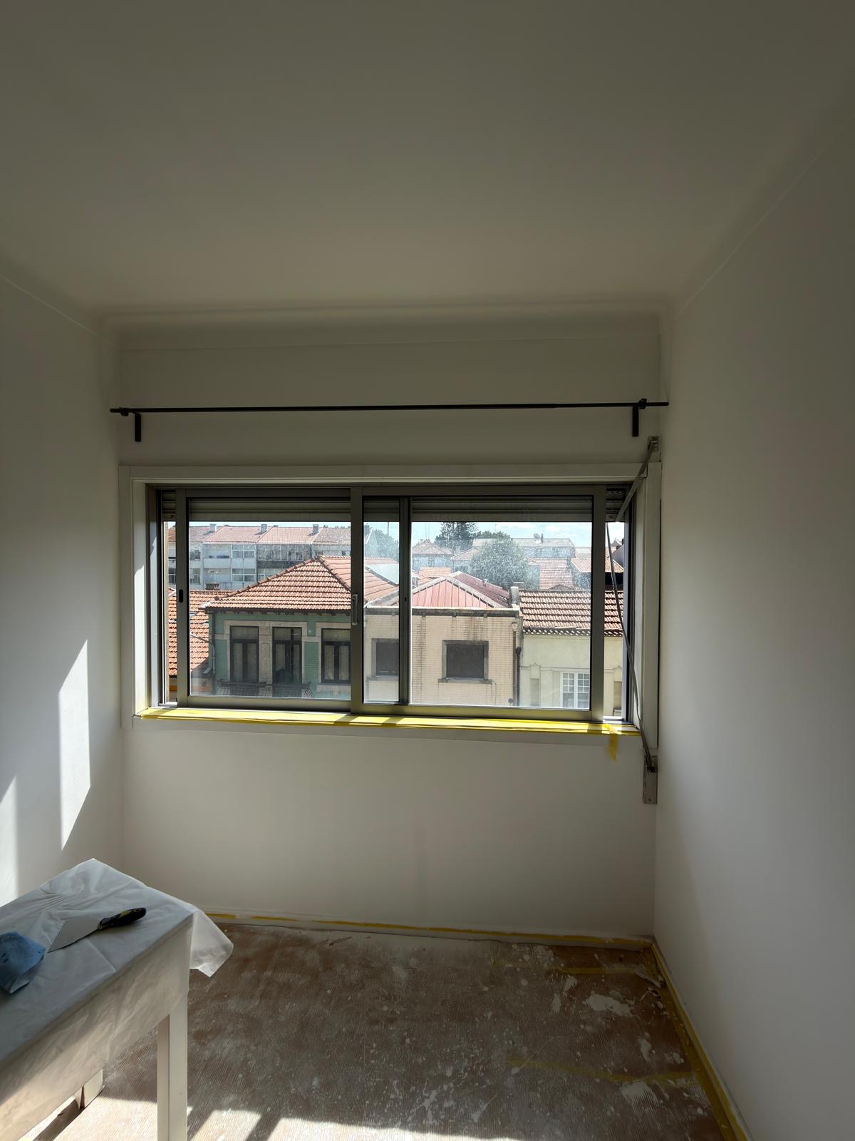 Andrii - Porto - Hardwood Floor Repair or Partial Replacement