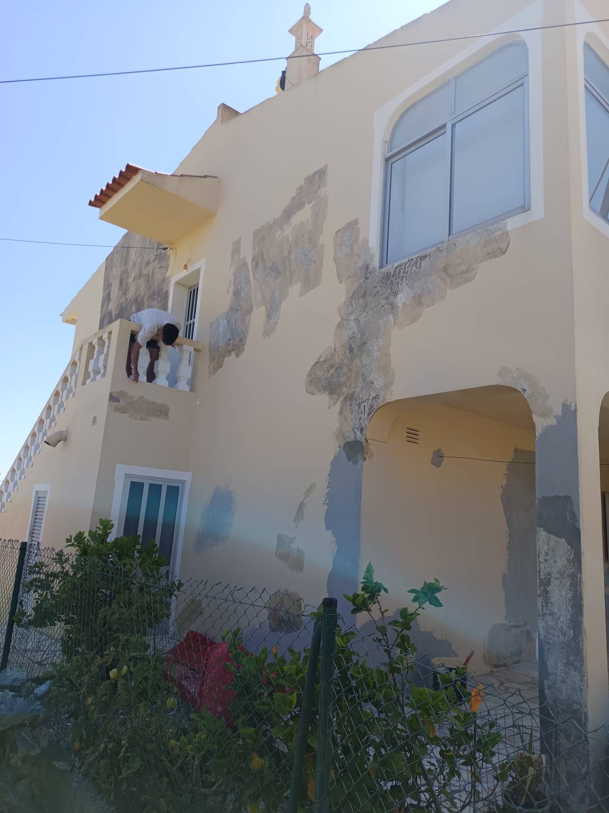 Dumex pinturas - Silves - Instalação de Cobertura de Pátio